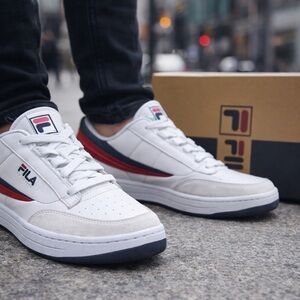 Fila Men's White and Red Sneakers